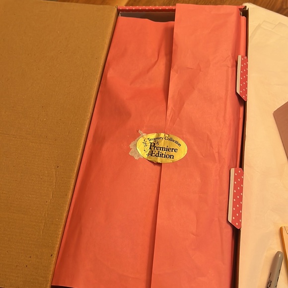 NWB Paradise Galleries Julie - Picture 8 of 10